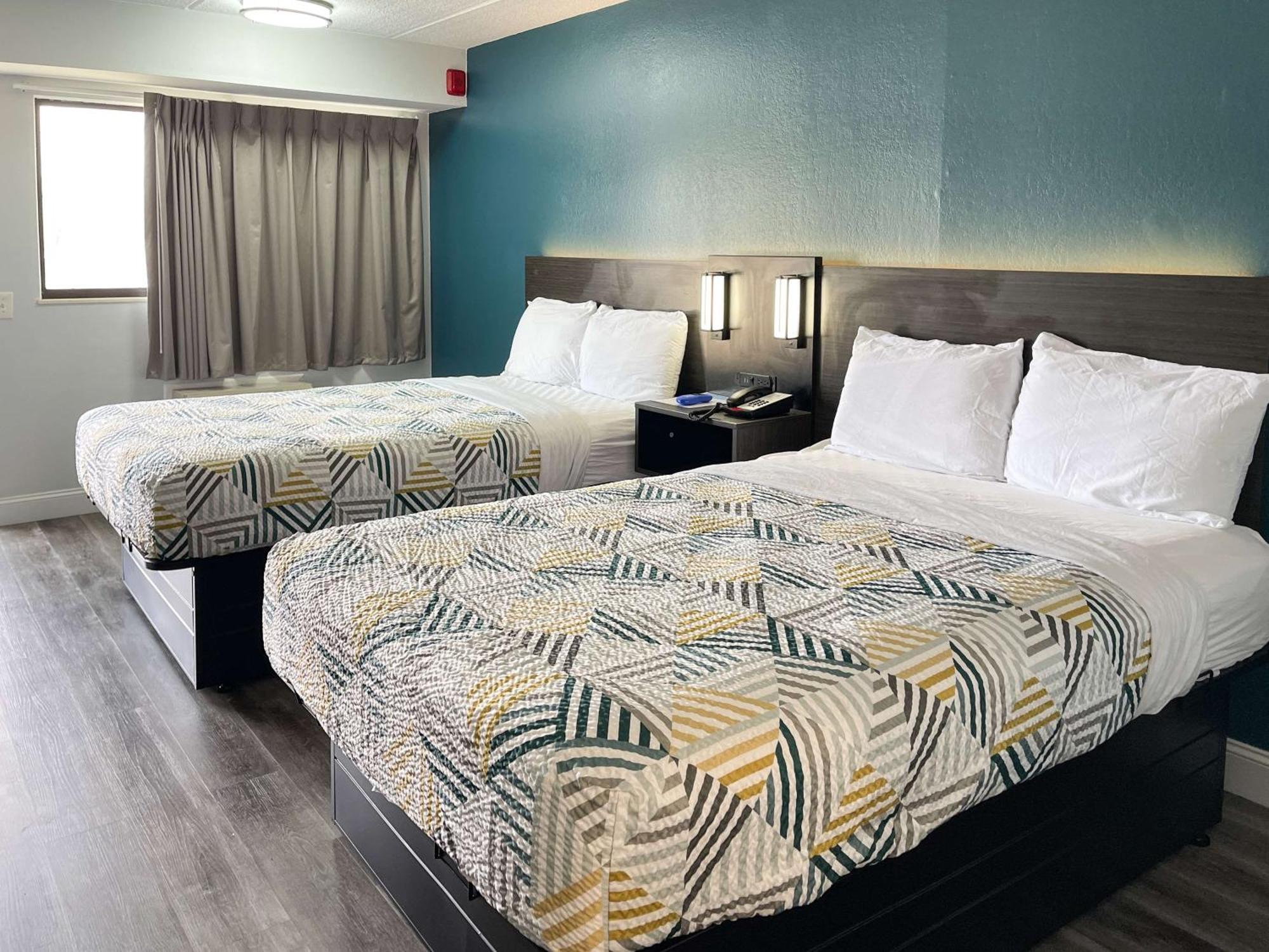 6-memphis, Tn - Downtown 2* Memphis