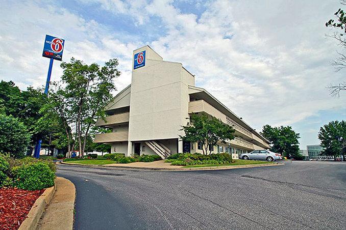 6-memphis, Tn - Downtown Hotel 2*