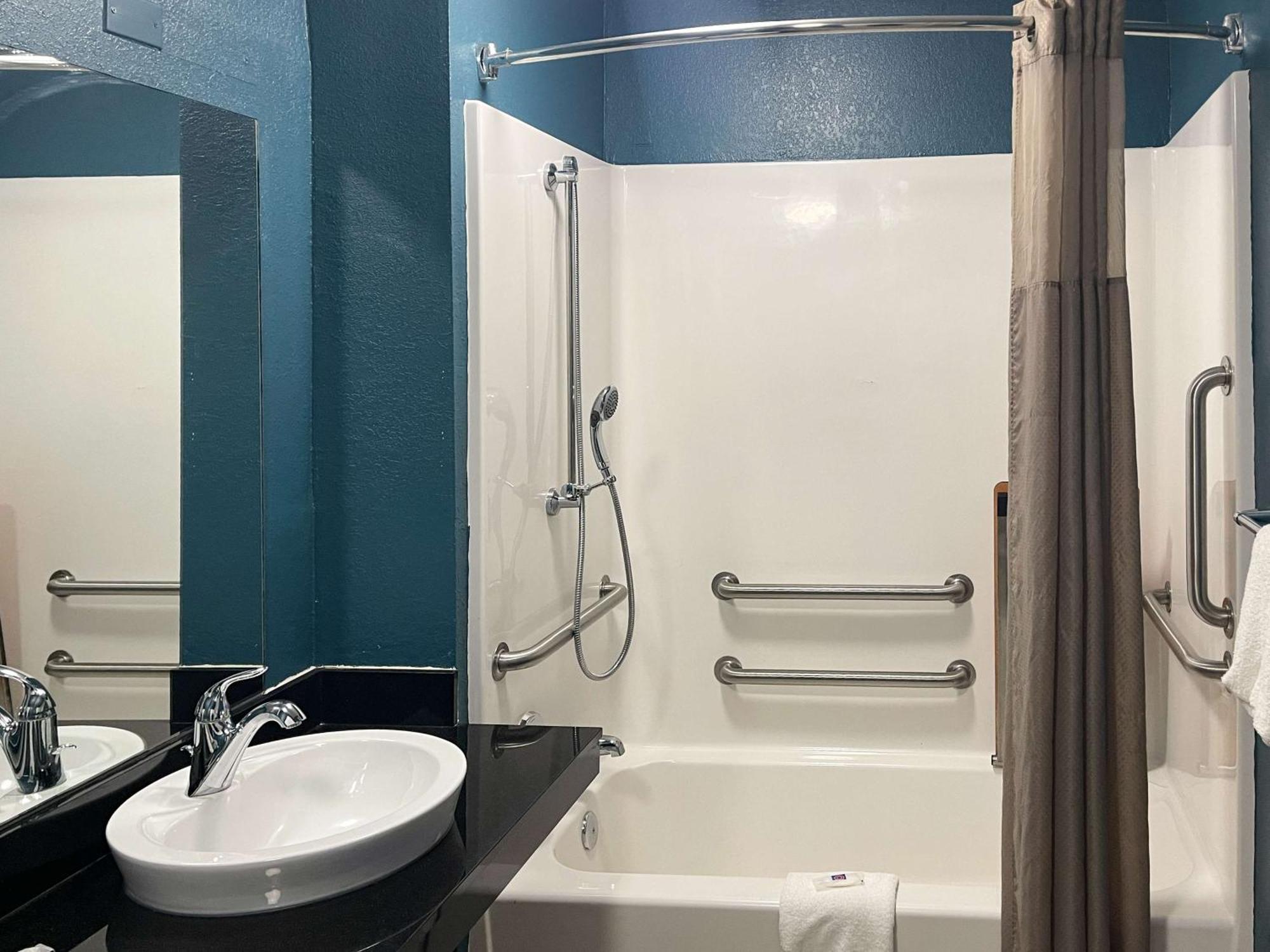 Hotel 6-memphis, Tn - Downtown Memphis